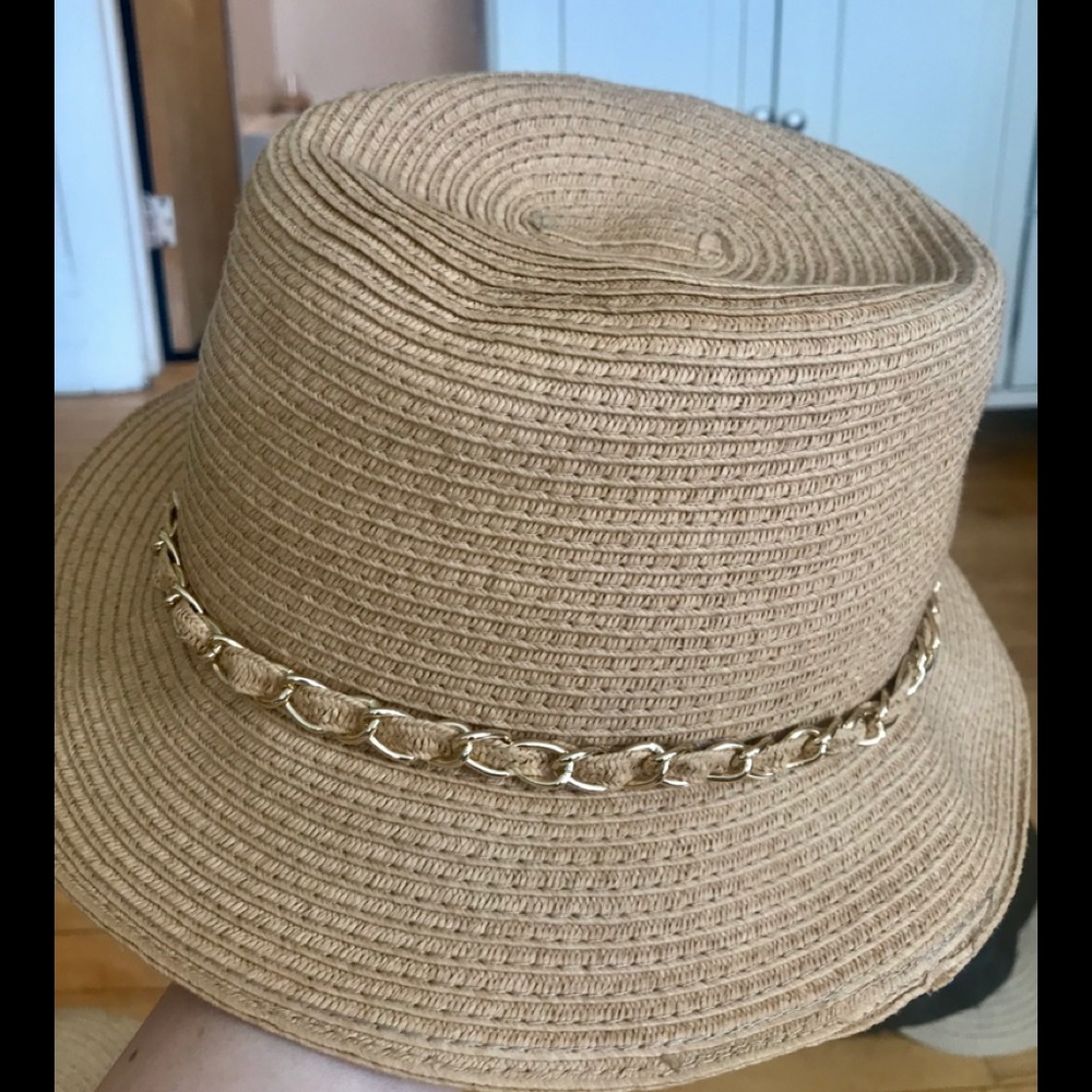Fedora, tan/beige color. Never worn.